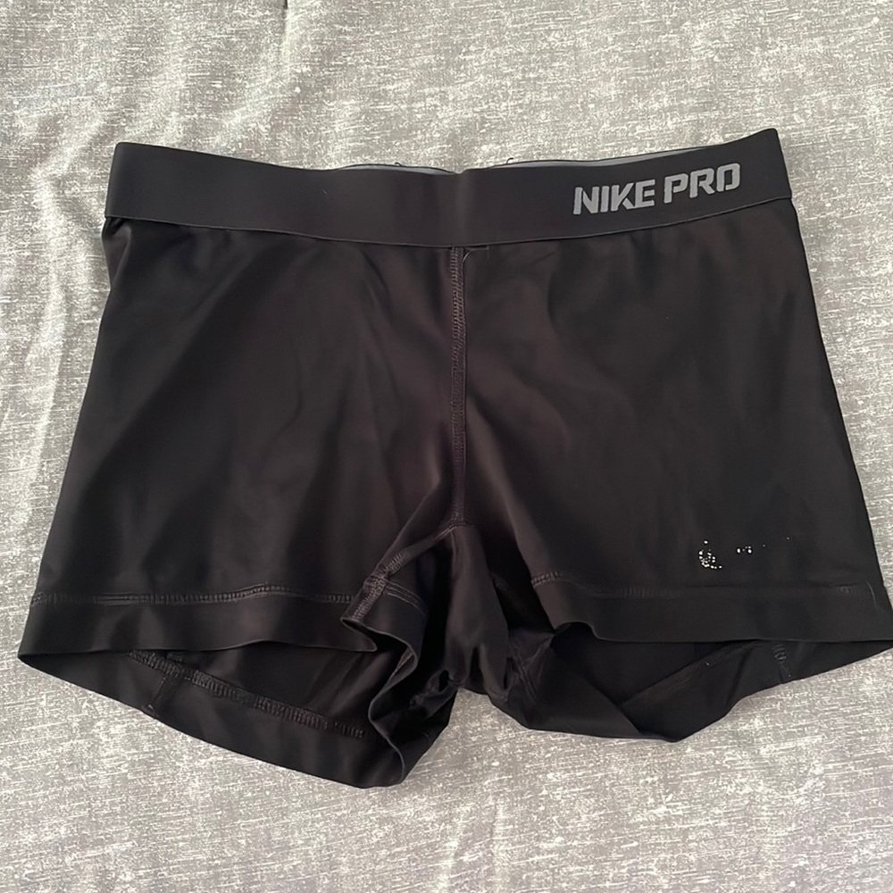 Classic black Nike pros